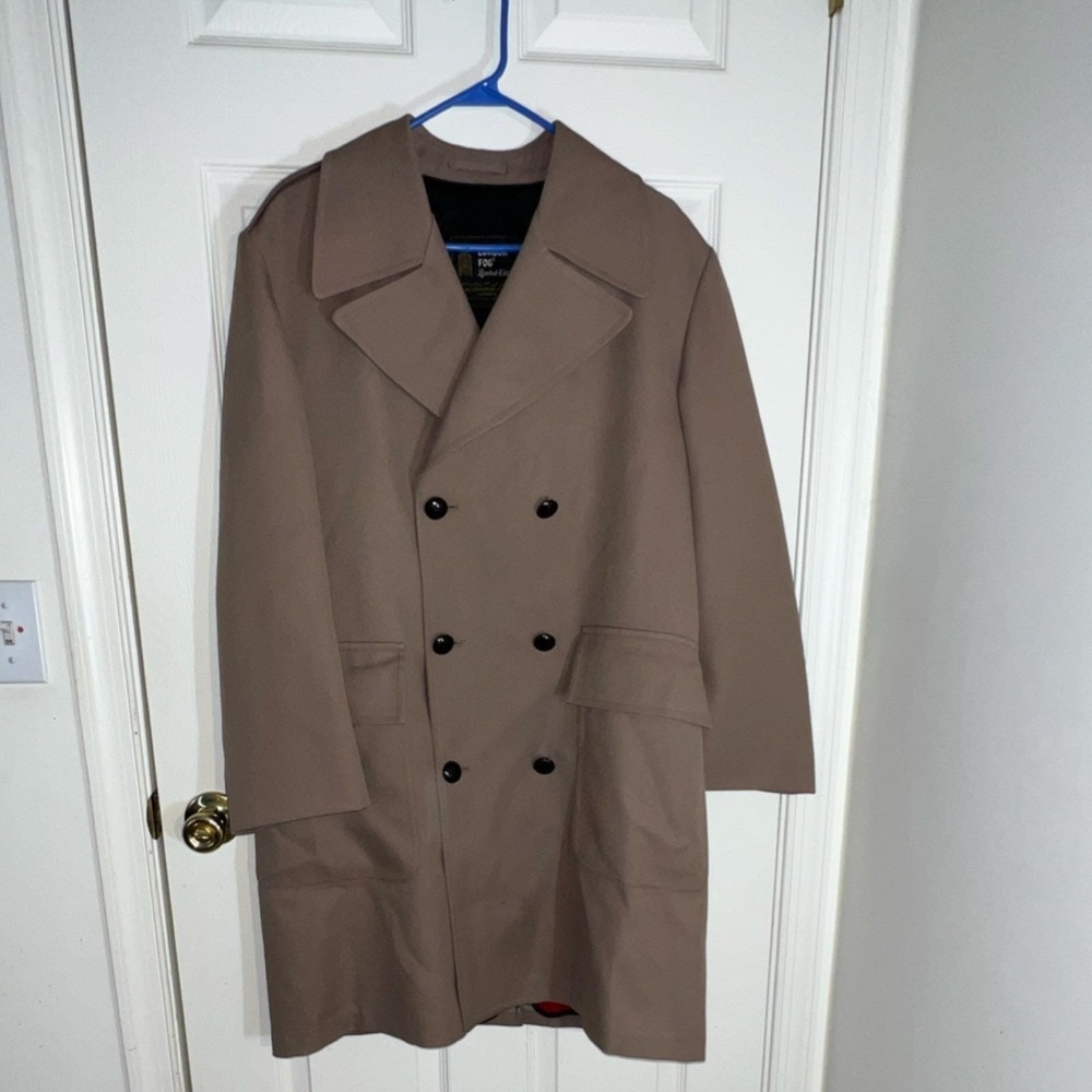 Vintage London Fog Limited Edition Tan Double Breasted Trench Coat 40 Short